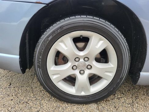 Used 2006 Toyota Matrix XR image 30