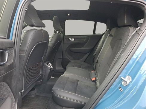 Certified 2024 Volvo C40 P8 Recharge Plus w/ Climate Package image 9