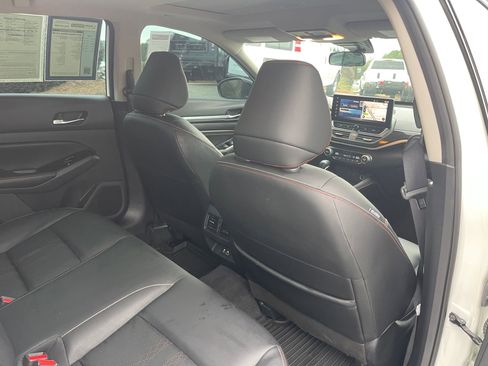 Used 2023 Nissan Altima 2.0 SR image 27