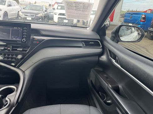 Used 2021 Toyota Camry LE w/ Cold Weather Package image 18