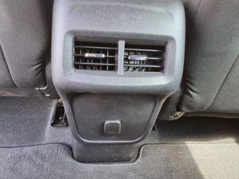 Used 2018 Chevrolet Equinox LS image 16