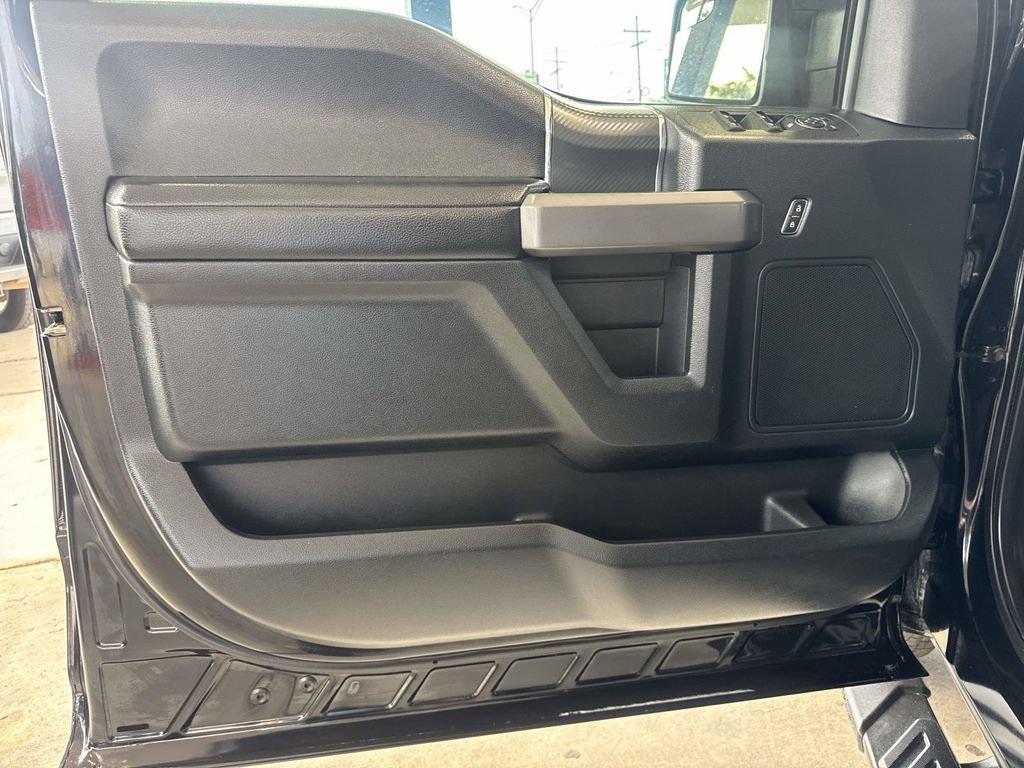 Used 2019 Ford F150 XLT w/ Equipment Group 302A Luxury AWD/4WD image 21