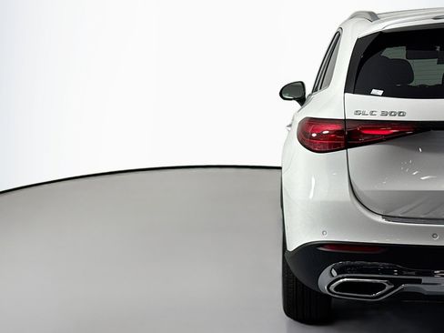 New 2026 Mercedes-Benz GLC 300 4MATIC image 14