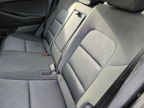 Used 2018 Hyundai Tucson Value w/ Cargo Package image 8