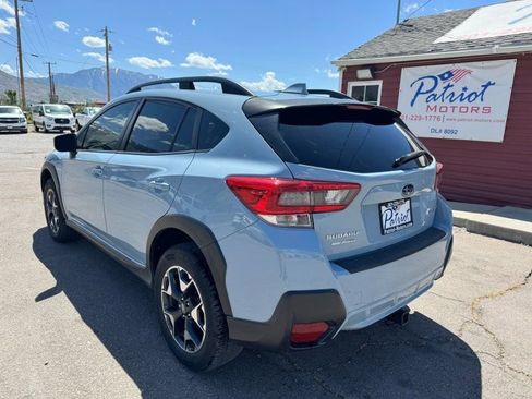 Used 2020 Subaru Crosstrek 2.0i Premium w/ Moonroof Package 2 AWD/4WD image 3
