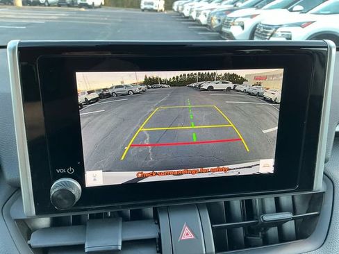 Used 2024 Toyota RAV4 XLE image 21