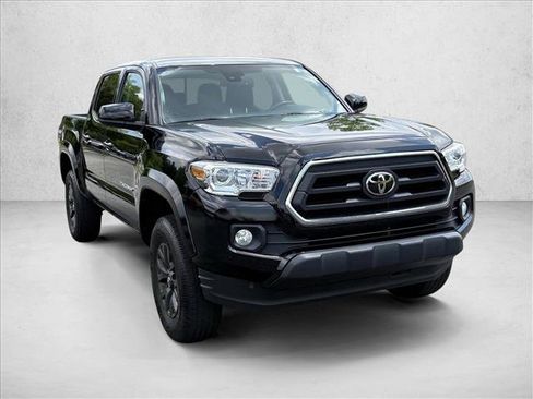 Certified 2023 Toyota Tacoma SR5 AWD/4WD image 3