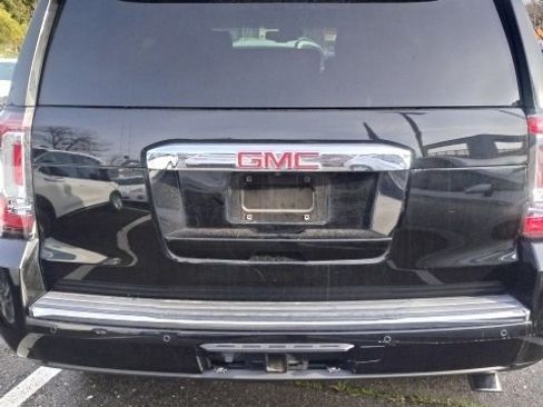 Used 2016 GMC Yukon Denali w/ Open Road Package image 3