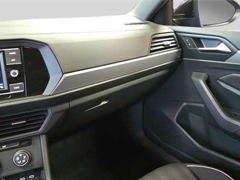 Used 2022 Volkswagen Jetta Sport image 25