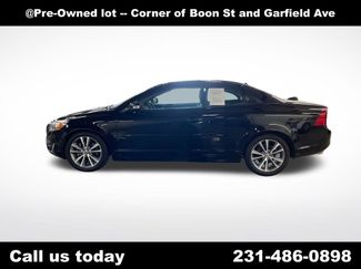 Used 2013 Volvo C70 T5 FWD video 2