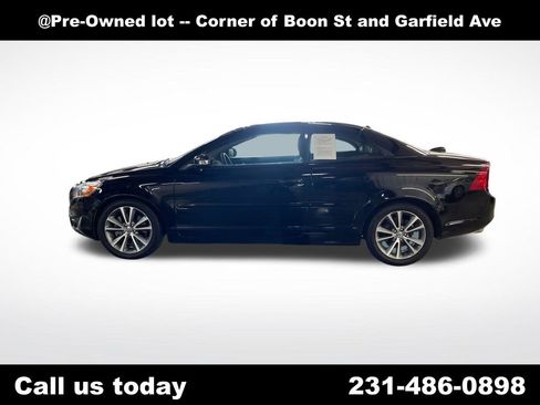 Used 2013 Volvo C70 T5 FWD image 2