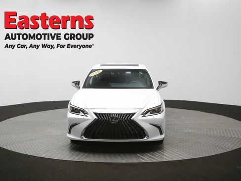 Used 2024 Lexus ES 250 w/ Premium Package image 55