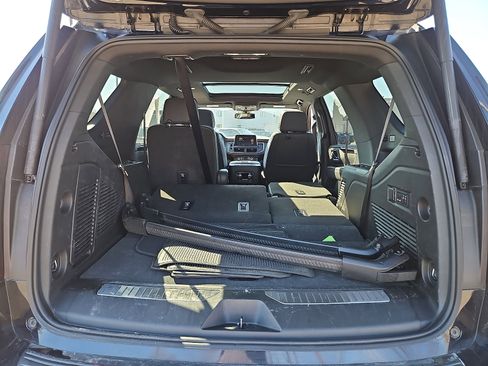 Used 2022 GMC Yukon AT4 image 30