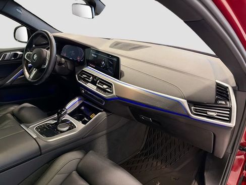 Used 2023 BMW X6 xDrive40i w/ M Sport Package image 25