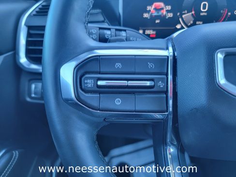 Used 2024 GMC Acadia Elevation w/ Trailering Package image 20