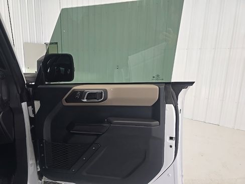 Used 2024 Ford Bronco Wildtrak image 27