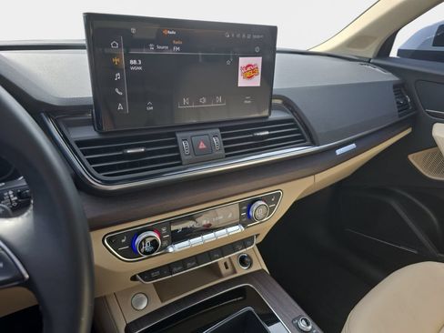 Certified 2023 Audi Q5 2.0T Premium Plus w/ Premium Plus Package AWD/4WD image 17