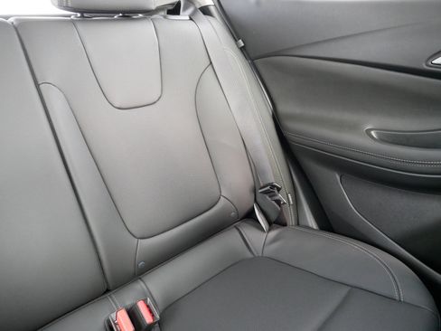 Used 2024 Buick Encore GX Sport Touring w/ Advanced Technology Package image 14