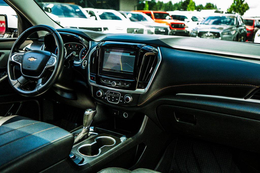 Used 2019 Chevrolet Traverse LT w/ LT Premium Package AWD/4WD image 40