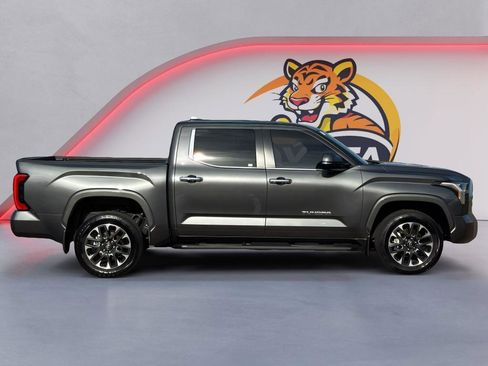 Used 2026 Toyota Tundra Limited AWD/4WD image 4
