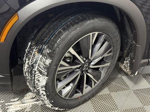 Certified 2026 INFINITI QX60 Luxe w/ Cargo Package image 11