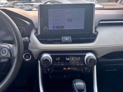 Used 2023 Toyota RAV4 XLE w/ Convenience Package FWD image 9