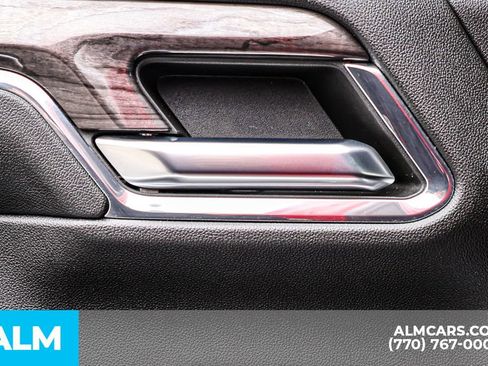 Used 2024 Chevrolet Silverado 2500 LTZ w/ LTZ Premium Package image 55