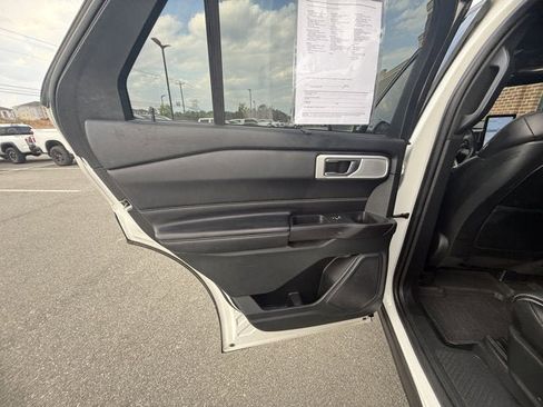 Used 2020 Ford Explorer ST w/ ST Street Pack image 15