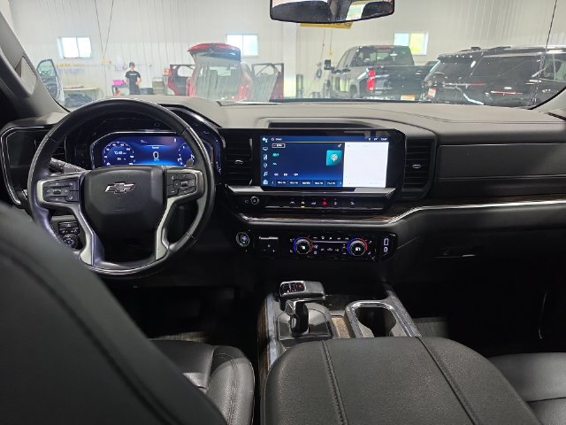 Used 2024 Chevrolet Silverado 1500 RST w/ All Star Edition Plus AWD/4WD image 4