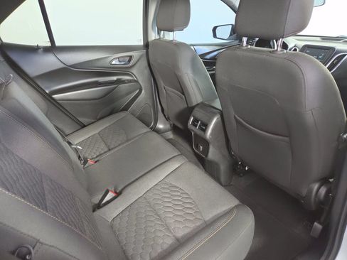 Used 2018 Chevrolet Equinox LT FWD image 29