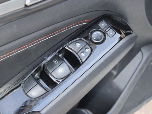 Used 2023 Nissan Altima 2.5 SR w/ SR Premium Package image 21