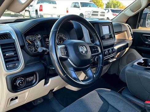 Used 2019 RAM 1500 Big Horn image 13