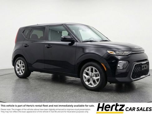 Used 2025 Kia Soul LX w/ LX Technology Package image 1