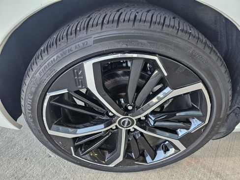 Used 2023 Nissan Altima 2.5 SR image 11