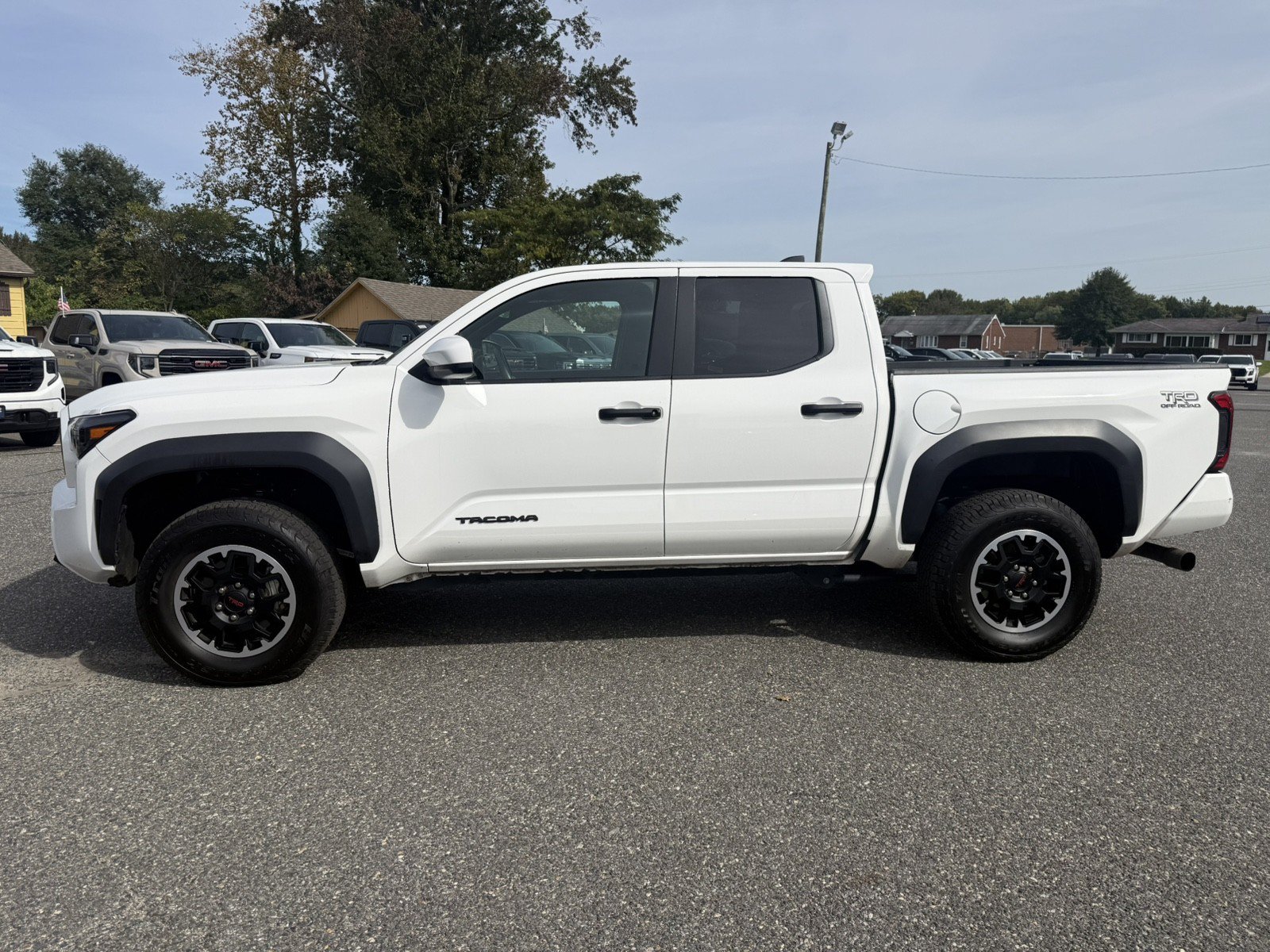 Used 2025 Toyota Tacoma TRD Off-Road AWD/4WD image 6