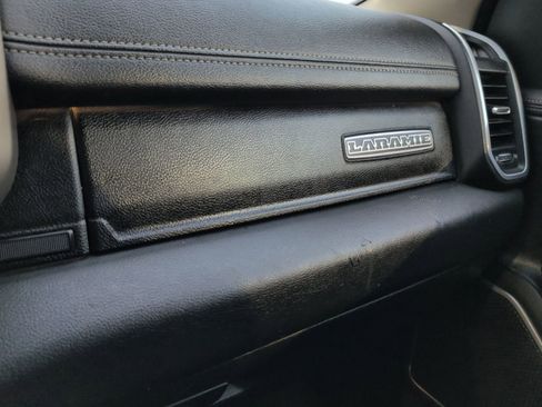 Used 2020 RAM 1500 Laramie image 32