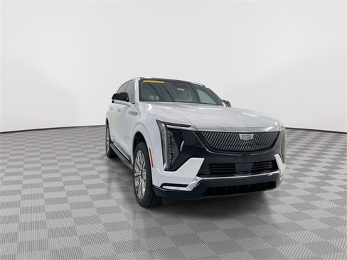 New 2025 Cadillac Escalade IQ Luxury 1 w/ LPO, Radiant Package image 2