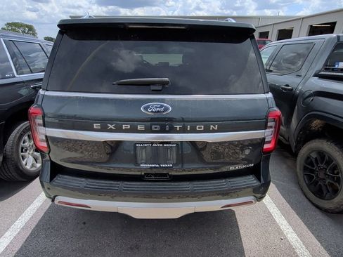 Used 2023 Ford Expedition Platinum RWD image 5