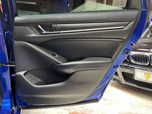 Used 2018 Honda Accord Sport image 28