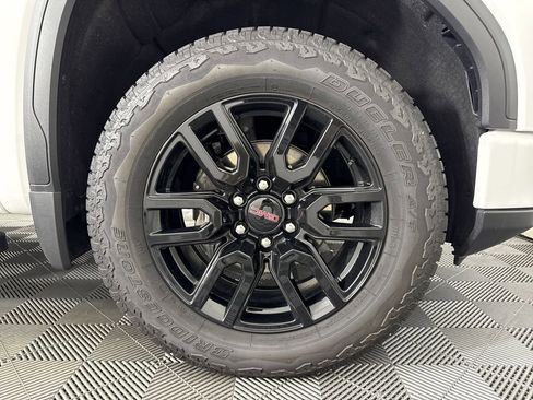 New 2025 GMC Sierra 1500 Elevation w/ Elevation Premium Package image 10