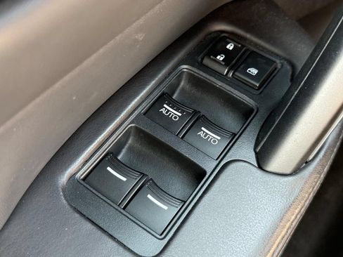 Used 2010 Acura TL w/ Technology Package FWD image 23