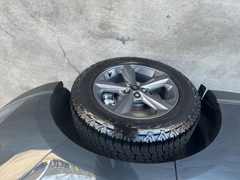 Certified 2023 Ford Edge SEL w/ Sport Appearance Package image 25