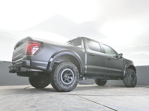 Used 2025 Ford F150 Raptor image 47