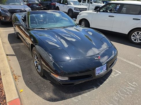 Used 1999 Chevrolet Corvette Convertible w/ Memory Pkg RWD image 1