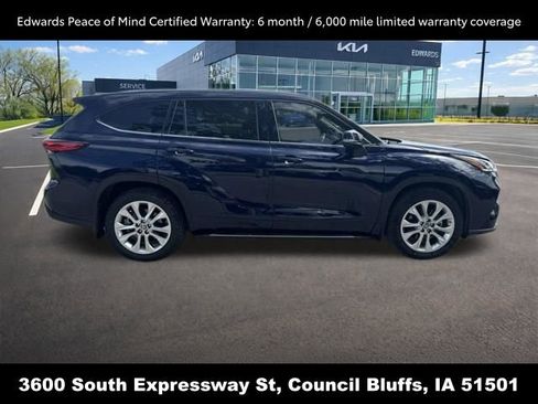 Used 2020 Toyota Highlander Limited w/ Protection Package #3 AWD/4WD image 2