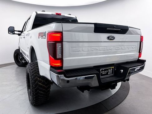 Used 2021 Ford F250 Lariat w/ Lariat Ultimate Package image 4