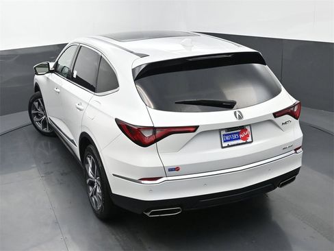 Used 2024 Acura MDX SH-AWD w/ Technology Package image 41