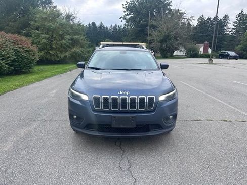 Used 2019 Jeep Cherokee Latitude Plus w/ Trailer Tow Group AWD/4WD image 8