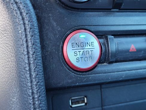 Certified 2019 Ford Mustang Convertible image 22