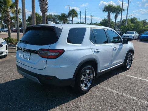 Used 2023 Honda Pilot EX-L image 8